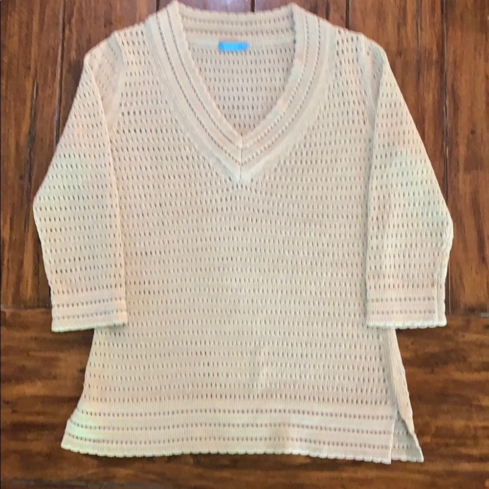EUC J.McLaughlin khaki v-neck knit top